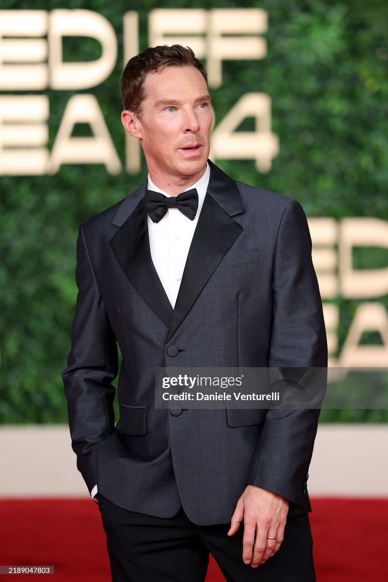MAKE 💥 HIM 💥 STOP 💥💥💥
#BenedictCumberbatch