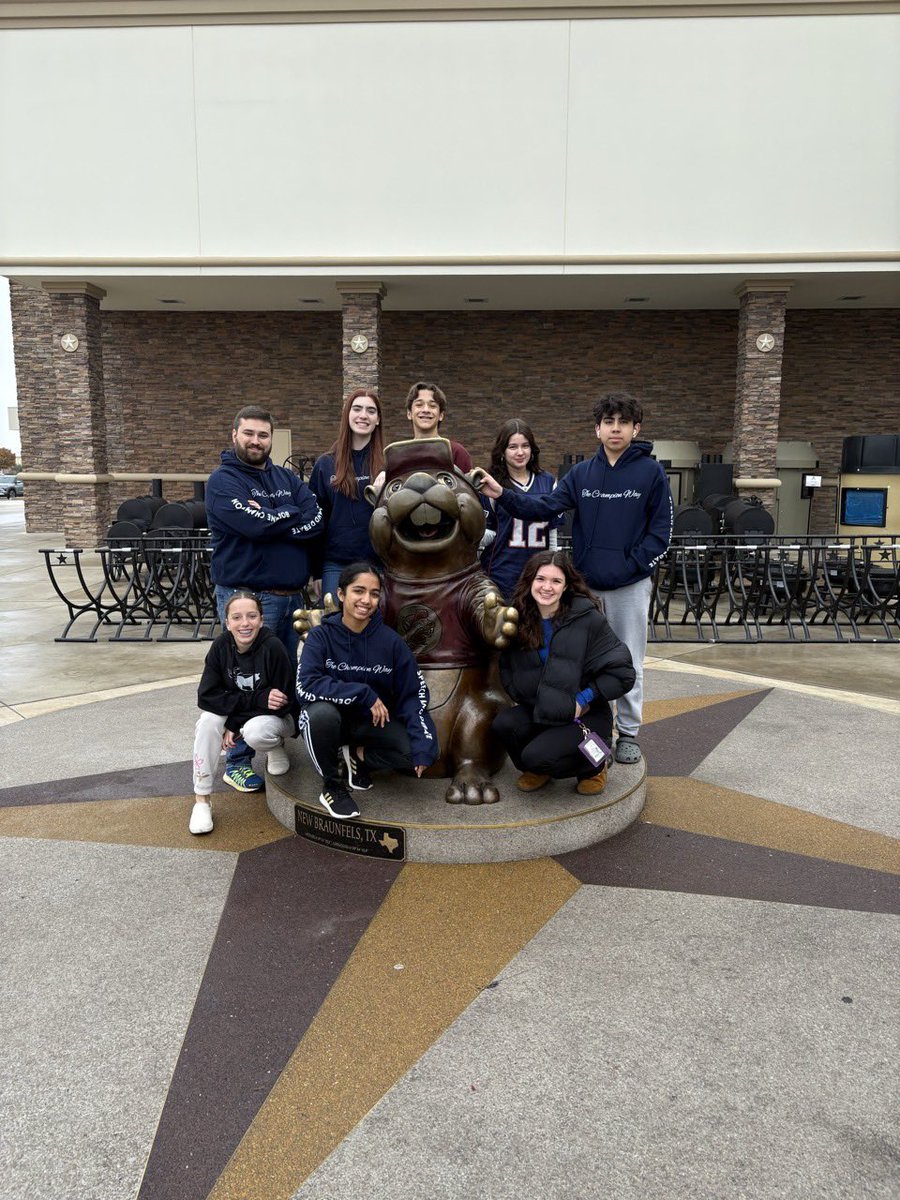 KReischling's tweet photo. We had a great tournament performance at UT Austin . This is a huge national tournament with 129 schools from 13 states and 1500 competitors. Just breaking out of prelims is an accomplishment. Carter Lange quarterfinals in US Extemp and Penny Acosta semis Congress @SamChampionHS https://t.co/5bsEDt4K0T