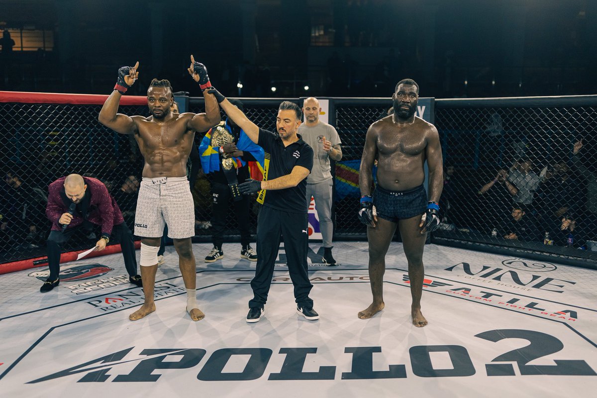 ApolloMMAcom's tweet photo. #ProResults Cedric Lushima @drikovelli def. Yann Kouadja by Submission (Arm Triangle Choke). Round 1 #Apollo2
#MainEvent #AndStill
#LushimaKouadja #ApolloMMA #ApolloMMA2 https://t.co/1QzANs0RtW