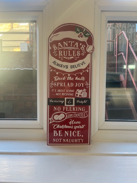 HOMELESSACTI0N's tweet photo. Poplar House is prepared for Christmas 🎄🎅

Christmas can be a hard time of year for people living in homeless hostels because it highlights their sense of isolation and lack of a stable home.

Our staff do everything to ensure our residents feel the warmth of the festive season https://t.co/zGIhOPNZXK