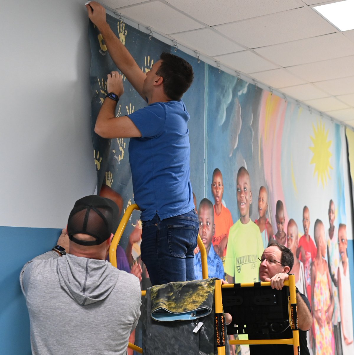 Behind every successful Sunday service, there's a dedicated team and some 💪 portable church equipment that make it all possible! 🙌🏼 From setting up chairs to sound systems, we work together to transform any space into a place of worship.

#TeamEffort #ChurchOnTheGo #Portabl...