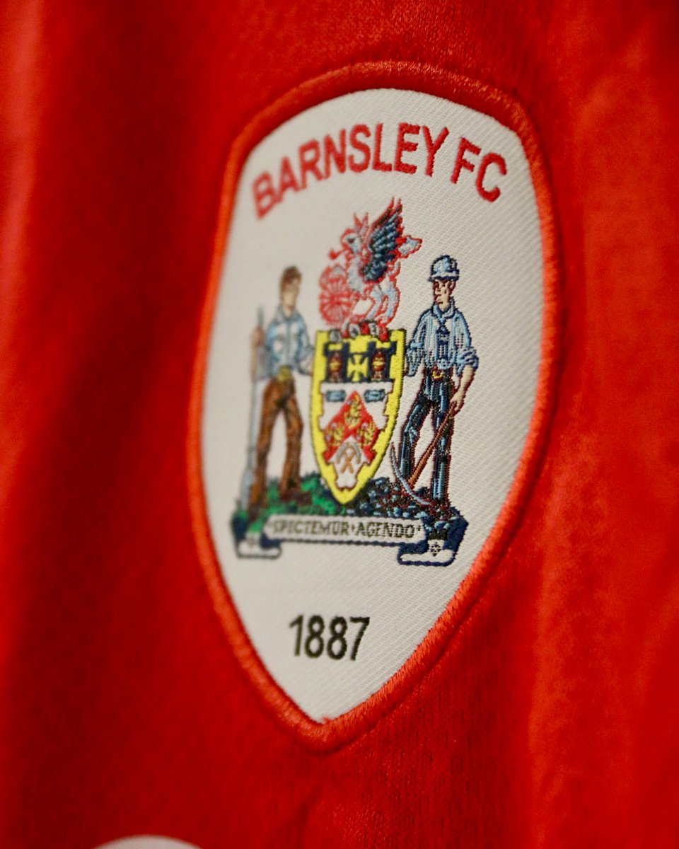jameson_uk's tweet image. Day 4
How would you like to win a signed shirt from the entire Barnsley squad?

To enter today’s giveaway, simply follow our account and drop your favourite player in the comments below. You could be today&apos;s lucky winner of this exclusive prize 👕❗

#10WaysIn10Days @BarnsleyFC