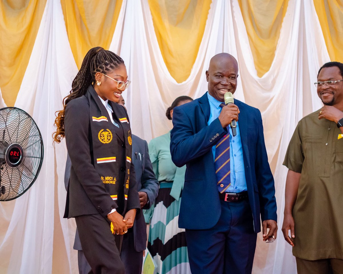 Meravis_'s tweet photo. Reintroducing;

Dr. Mercy A. Sobokie
(MB;BS NDU)

Best student in Obstetrics &amp; Gynecology
Best student in Surgery
Distinction in Surgery
Best Graduating Student, Faculty of Clinical Sciences

Only up from here!🌟 https://t.co/BtYDVT9mdD
