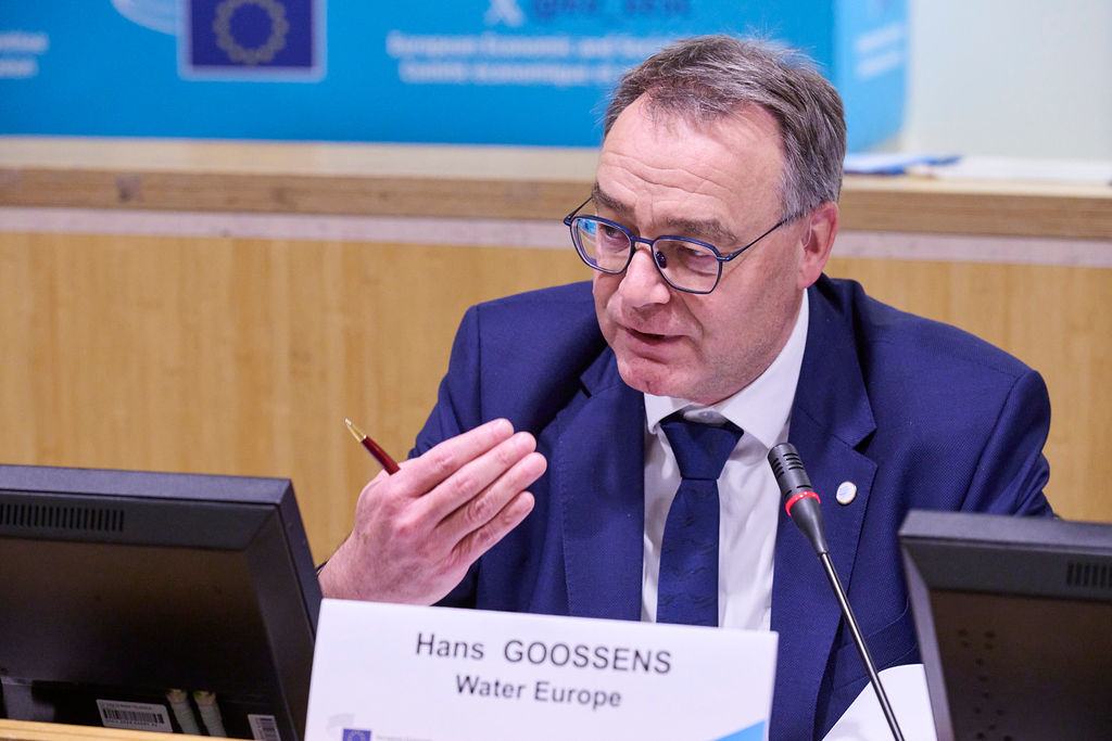 EESC Single Market (@eesc_int) on Twitter photo 🗣️"We all know Benjamin Franklin’s quote “It is only when the well is dry that we know the value of #water”. Let us work on informing and educating people on #sustainable water management." Hans Goossens
#EESConsumers
#EUBlueDeal
#WaterWiseEU
<a href="/H20EU/">Water Europe</a>
<a href="/HaGo24/">Hans Goossens</a> 🗣️"We all know Benjamin Franklin’s quote “It is only when the well is dry that we know the value of #water”. Let us work on informing and educating people on #sustainable water management." Hans Goossens
#EESConsumers
#EUBlueDeal
#WaterWiseEU
<a href="/H20EU/">Water Europe</a>
<a href="/HaGo24/">Hans Goossens</a>