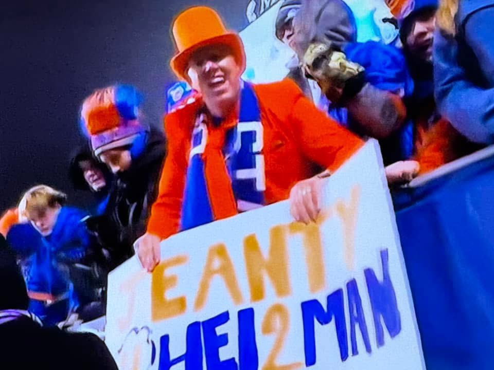 BamBamRvMan's tweet image. @markingramII #knows #whatsup  #2Good #2Fast #2Strong #2&amp;gt;12 #deuceiswild #2epic #yahoofor2 #2isbetterthan1 @CFBONFOX @BNKonFOX @MattLeinartQB #whatcan2doforyou #2POY @HeismanTrophy #dontactlike2dontknow