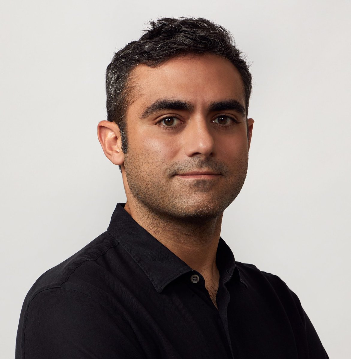 PopCrave's tweet image. Lady Gaga tells Rolling Stone her fiancé Michael Polansky built her a home studio for Valentine’s Day:

“He turned his office into a studio. I mean, it’s kind of romantic!”