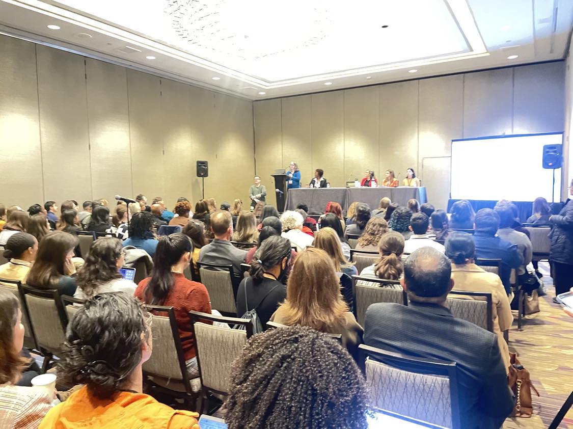 UTHpromotion's tweet photo. Paula Cuccaro talks about using #ImplementationMapping to plan dissemination of the All for Them HPV vaccination program.

Standing room only! #DIScience24 https://t.co/tlaSqeJsko