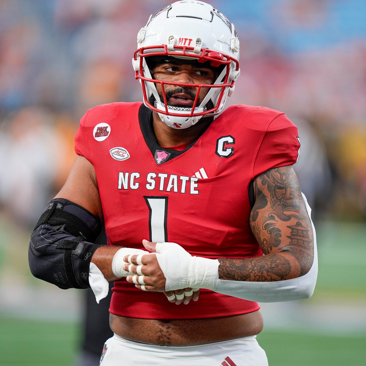Noah Fleischman (@fleischman_noah) on Twitter photo NC State had two selections on the AP's All-ACC teams, both earned second-team honors:
C Zeke Correll
DE Davin Vann NC State had two selections on the AP's All-ACC teams, both earned second-team honors:
C Zeke Correll
DE Davin Vann