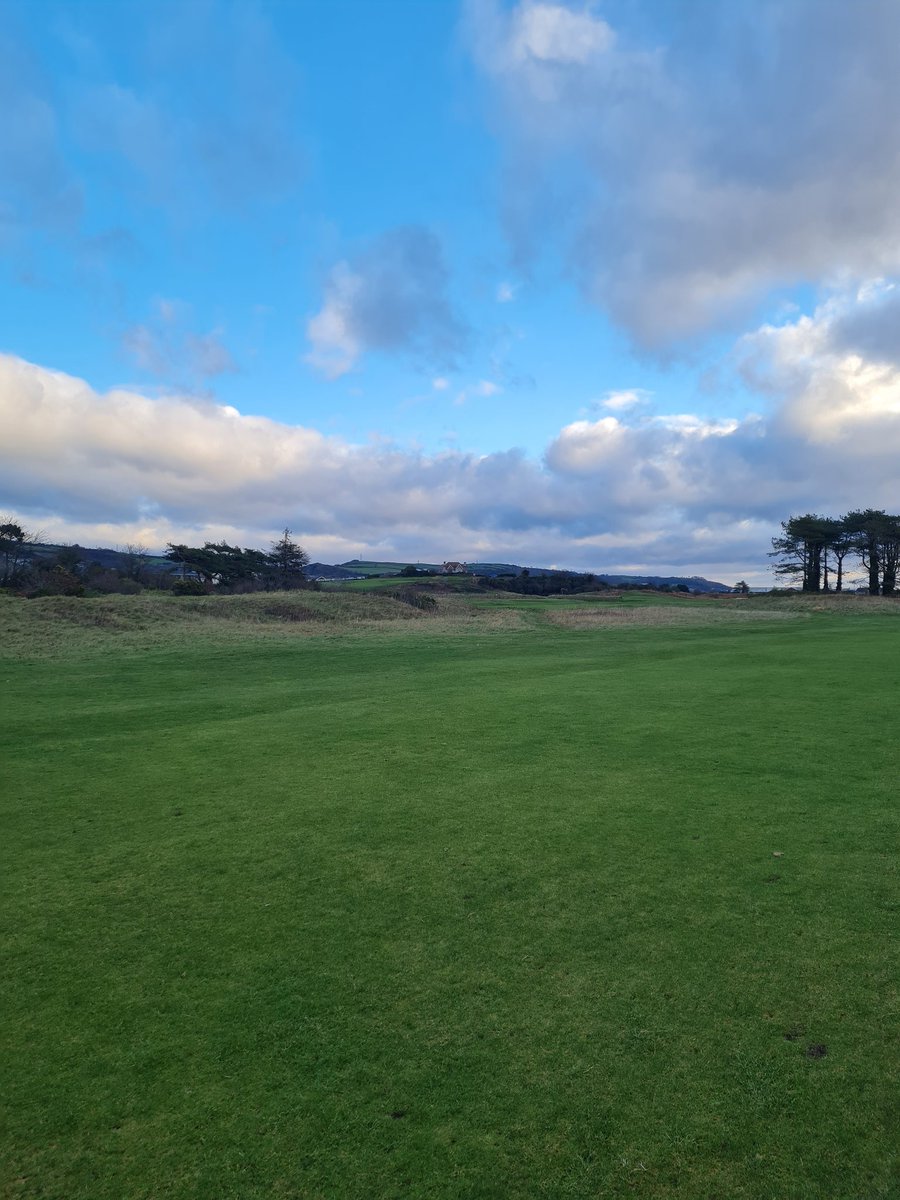SteveEvs1's tweet photo. West is best #Ashgolf any time of year..... https://t.co/PzP5X1rpKr