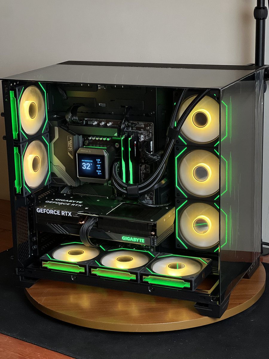 OuletPc's tweet photo. #OuletPC
PC010
بي سي للبيع استخدام 4 شهور وسبب البيع الانشغال بالعمل
R7 7800X3D
Gigabyte B650 Gaming X AX
GIGABYTE RTX 4070Super Gaming OC
Deepcool Mymistuqie 360mm black
G skill 32GB 6000mhz CL30
Crucial T500 2TB 7400m/s
Seasonic 1000w Gold
Lian li vision black
اكسسوارات
6 X Lian li uni SL INF reverse
2 X lian li uni SL INF regular blade
Lian li uni inf controller
الخدمة المقدمة بعد البيع:
- فحص قطع الجهاز خارجياً
- تنظيف الجهاز بالكامل
- اختبار المعالج وحرارته واستقراره
- اختبار الكرت وحرارته واستقراره
- اختبار الرامات وحرارته واستقراره
- اختبار التخزين وحرارته واستقراره
- فورمات للجهاز
- تحميل ويندوز 11 او 10 برو حسب الطلب
- تضبيط اعدادات الويندوز\ بارتشن حسب الطلب
- تحميل جميع التعاريف للويندوز والبورد /البرامج / الانشرات
- تفعيل EXPO واختباره والتاكد من استقراره
- اضافه معجون
سعر البيع شامل الشحن 8500 ريال