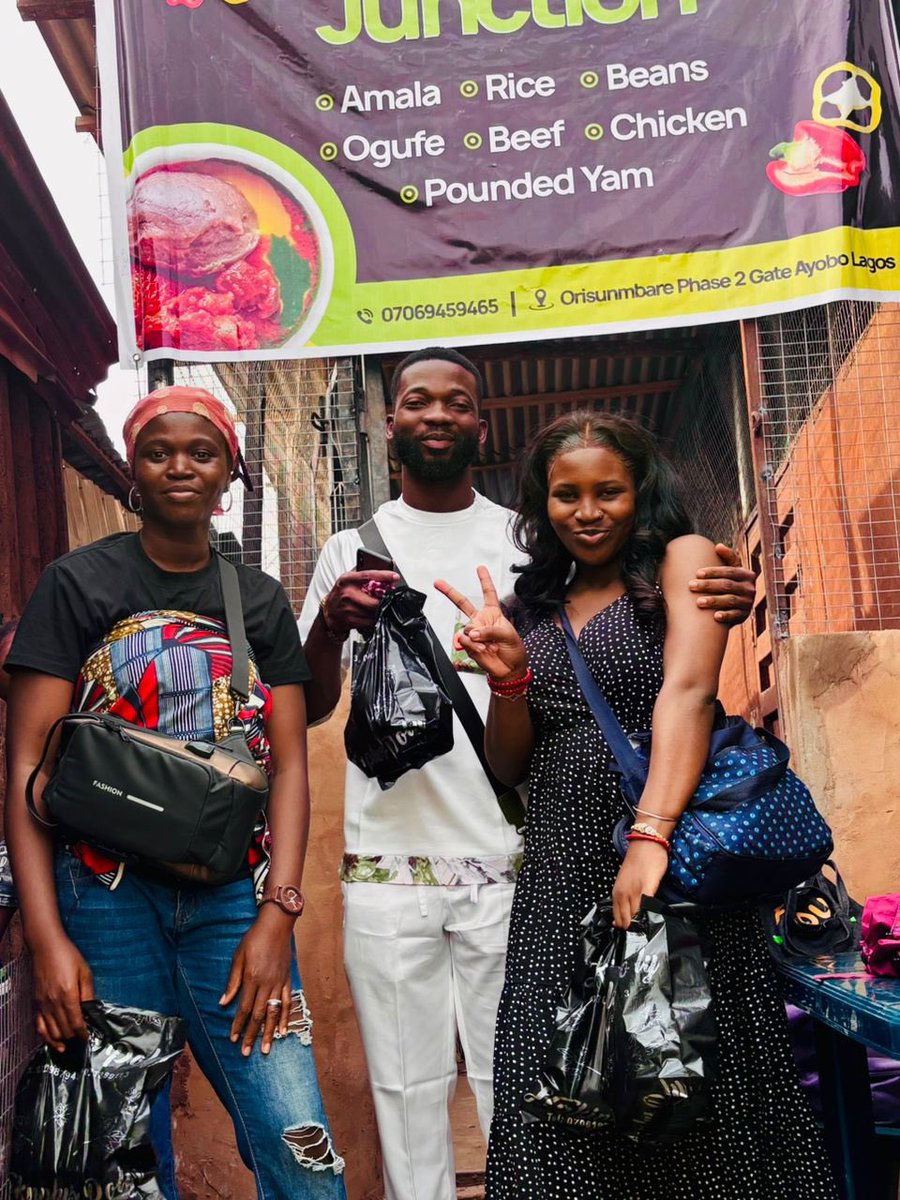 TheFavourAura's tweet photo. Experience the magic!
Our restaurant is where flavours come alive and memories are made!
‘You no go chop Amala ke’?
Don’t sleep on it!
@TheRoyalHerbs
@Glittersworldpr
@Nimisioluwa
Thank you for coming🥰
#Amalizens
#AmalaJunction https://t.co/l2cTi7Sq9z