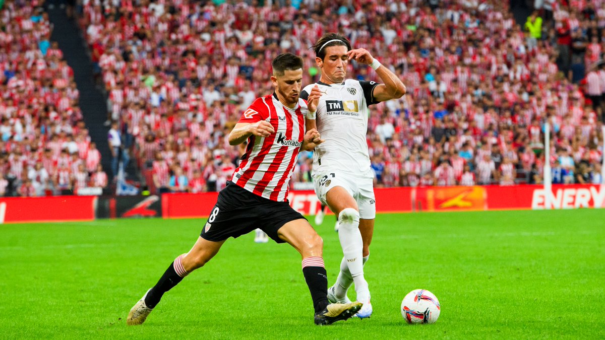 📈 El <a href="/AthleticClub/">Athletic Club</a> recupera el cuarto puesto en la clasificación histórica de <a href="/LaLiga/">LALIGA</a> 

🔗 labur.eus/PiDrZ 

🆙 Supera al <a href="/valenciacf/">Valencia CF</a> y se coloca sólo por detrás de <a href="/realmadrid/">Real Madrid C.F.</a>, <a href="/FCBarcelona/">FC Barcelona</a> y <a href="/Atleti/">Atlético de Madrid</a>  

Los únicos tres clubes que han estado presentes en todas las