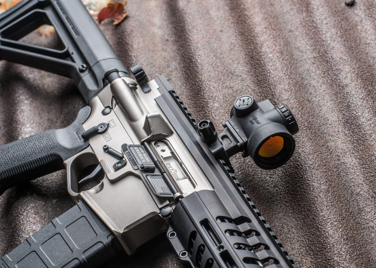 Trijicon's tweet image. Get outdoors. Get to the range. Your MRO is waiting.

#MRO #RedDot
