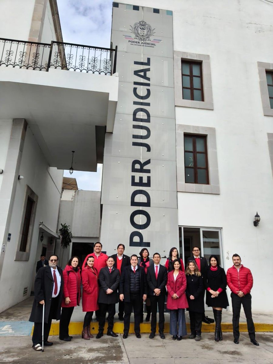 SPAUJEDoficial's tweet photo. En cumplimiento a los tiempos y plazos legales, integrantes de este Comité Ejecutivo depositamos el Emplazamiento a Huelga en el Tribunal Laboral.

Fieles a nuestra política de transparencia, los mantendremos informados de todo el proceso. https://t.co/q8kaHXoIPJ