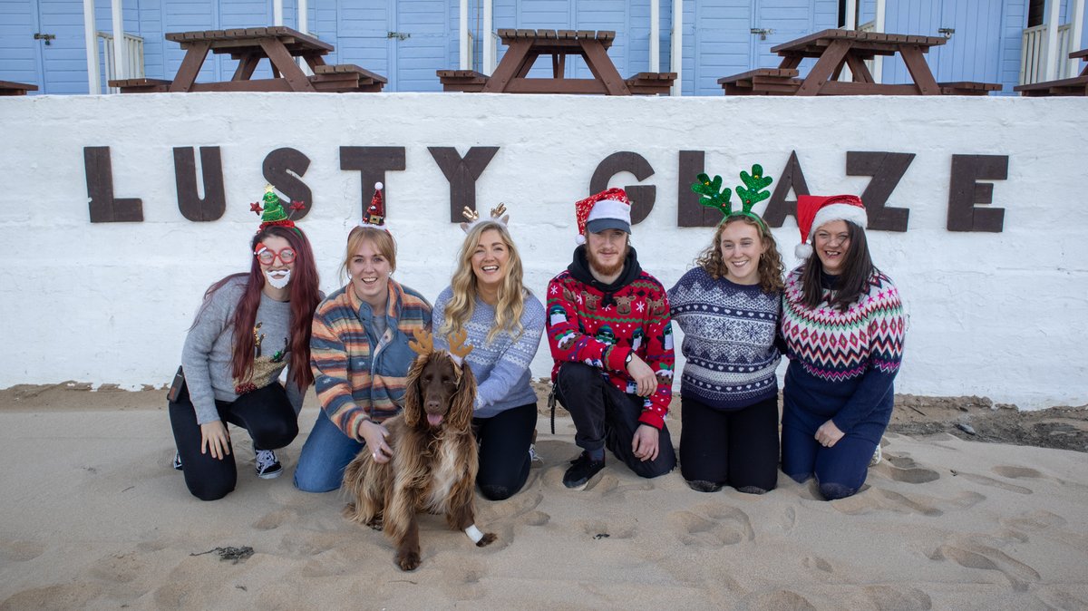 Raising money for Save the Children through Christmas Jumper Day (but we're doing a week)!

christmas.savethechildren.org.uk/fundraising/CJ…

#christmasjumperday2024 #savethechildren