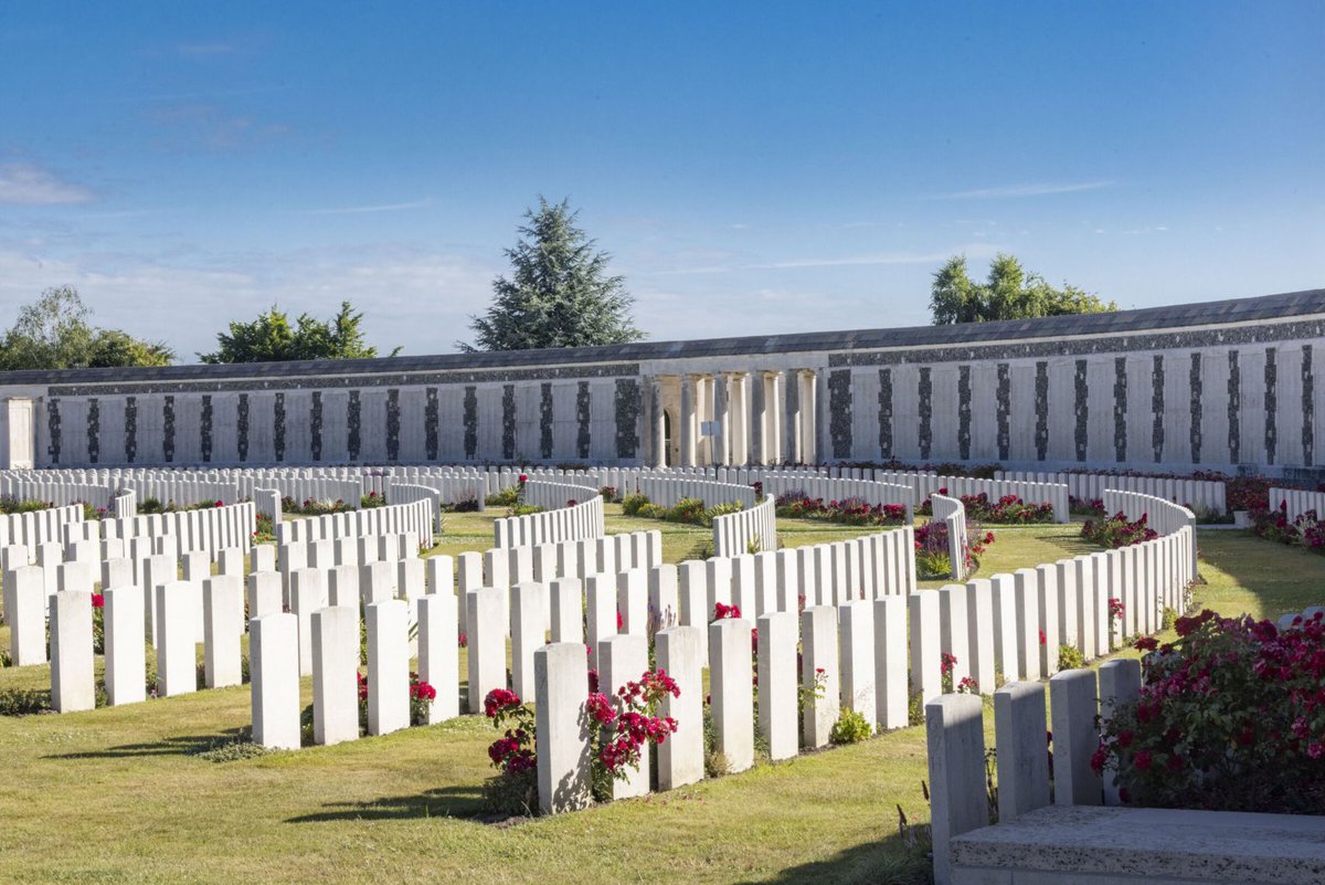 Join Helen Thomas for what promises to be a fascinating talk on climate change risk at Commonwealth War Graves. 
This Weds 11 Dec at 18:00. 
commonwealthheritage.org/heritage-at-ri…