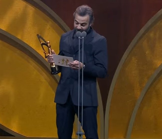 Başarı elde edilebilir bir şey ama onu hak etmek önemli #KeremAlışık #PanteneAltınKelebek