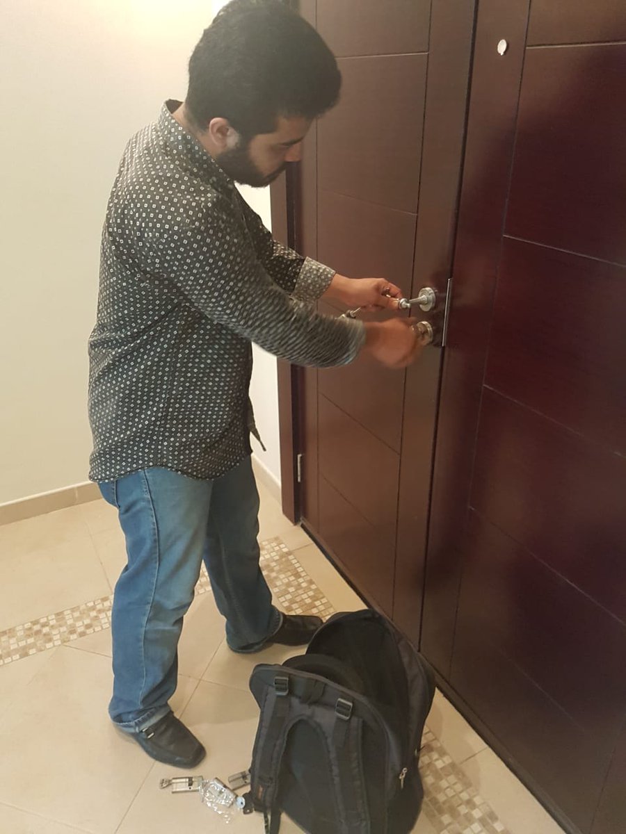 onestoplocksmit's tweet photo. Today, One Stop Locksmith &amp; Key Cutting successfully unlocked doors and installed reliable locks, ensuring top-notch security for your property. For all your locksmith needs, trust the experts.

📞 055-830-2083
🌐 https://t.co/9SFz0RFTG0 https://t.co/KokUsmN3Nh