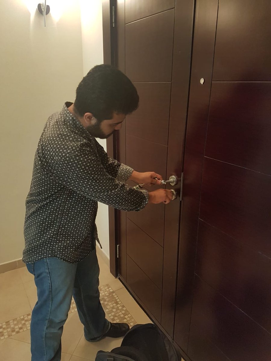 onestoplocksmit's tweet photo. Today, One Stop Locksmith &amp; Key Cutting successfully unlocked doors and installed reliable locks, ensuring top-notch security for your property. For all your locksmith needs, trust the experts.

📞 055-830-2083
🌐 https://t.co/9SFz0RFTG0 https://t.co/KokUsmN3Nh