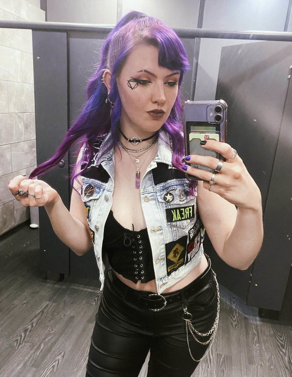 Content from mystik_minx