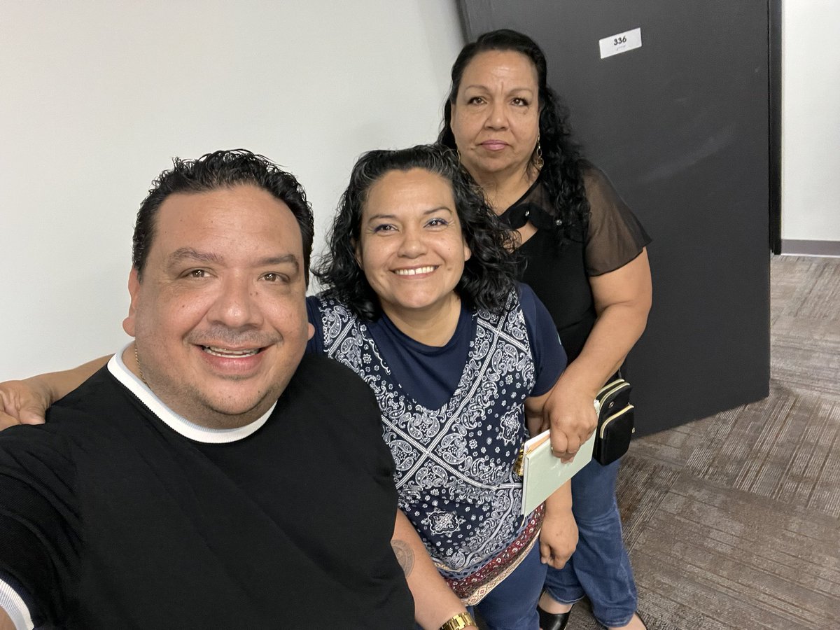PepeFelix11's tweet photo. Con el equipo en Phoenix Arizona.
Cada vez somos más los que nos sumamos a esta gran comunidad.
Preparando el 2025, será espectacular.
#smarters #citizenoftheworld #lideres https://t.co/P7GueX43gI