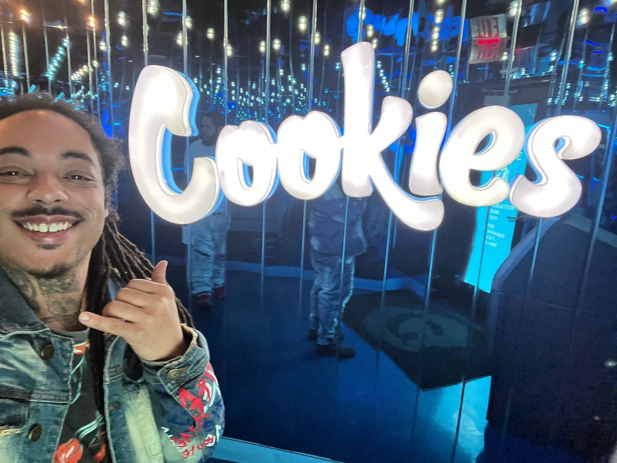 Deamon_09's tweet photo. Bday tun up 🔥 cookies for breakfast
#dmvpiercingkin https://t.co/ZCpHY5d6N1