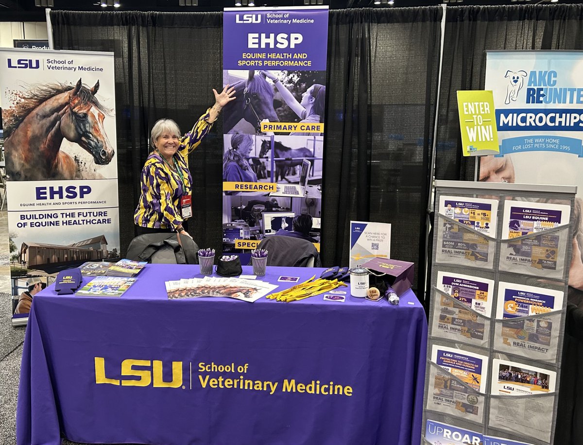 LSUVetMed's tweet photo. Louisiana is horse country! Members of our outstanding equine team are in Orlando for the American Association of Equine Practitioners' 70th Annual Convention to share LSU Vet Med's BIG plans for growth in equine medicine & research. #AAEP #veterinarymedicine #WeHeal #WeDiscover https://t.co/1kL2rPO1CC