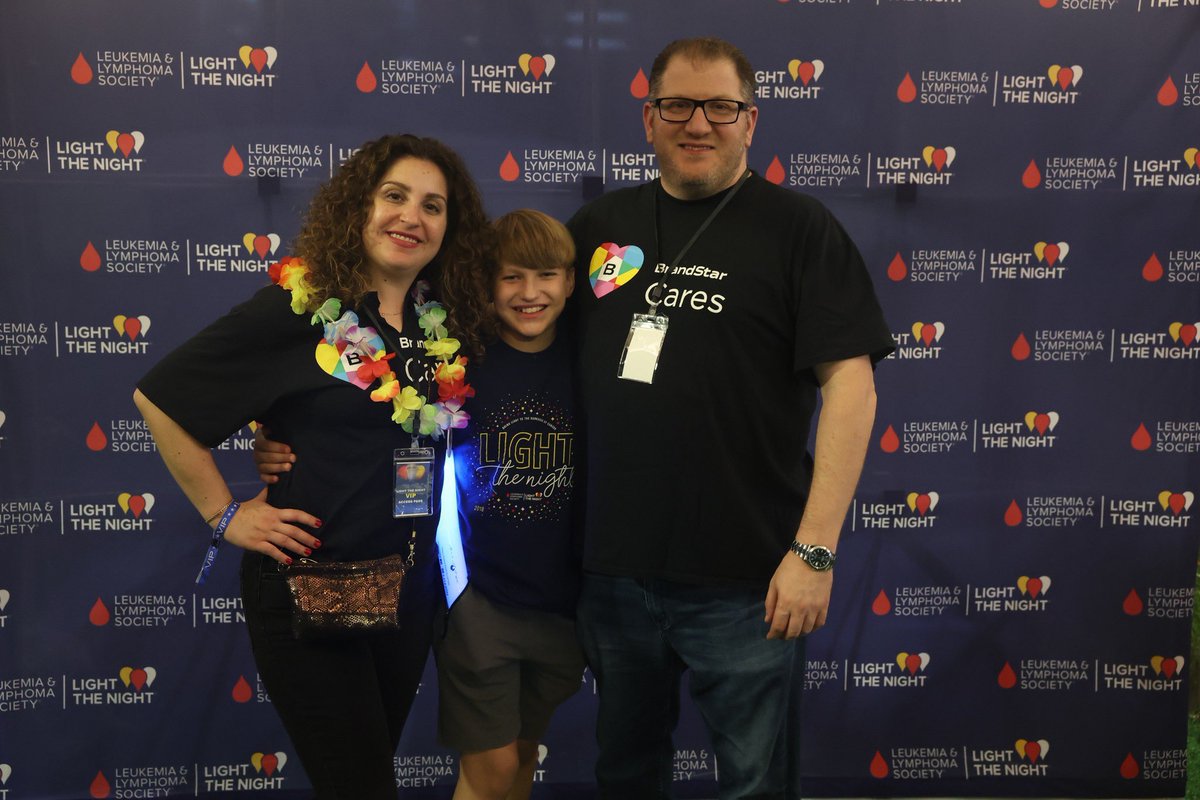 BrandStarInc's tweet photo. BrandStar proudly joined @LLSusa’s annual Light The Night fundraising walk, standing in solidarity with those affected by blood cancers. Together, we walked to shine a light on hope, resilience, and the fight against leukemia and lymphoma.💪❤️

#LightTheNight #LLS #BrandStarCares https://t.co/jXWhjc8AHW