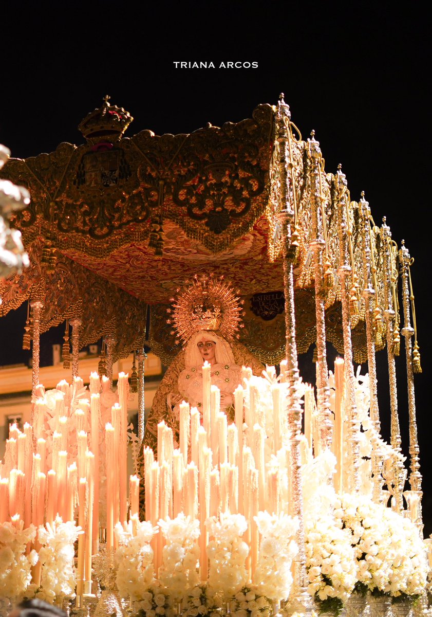 La MACARENA 

<a href="/SevillaEnHora/">Sevilla En Hora</a> 
#IICongresoHdadesSevilla #MagnaSevilla