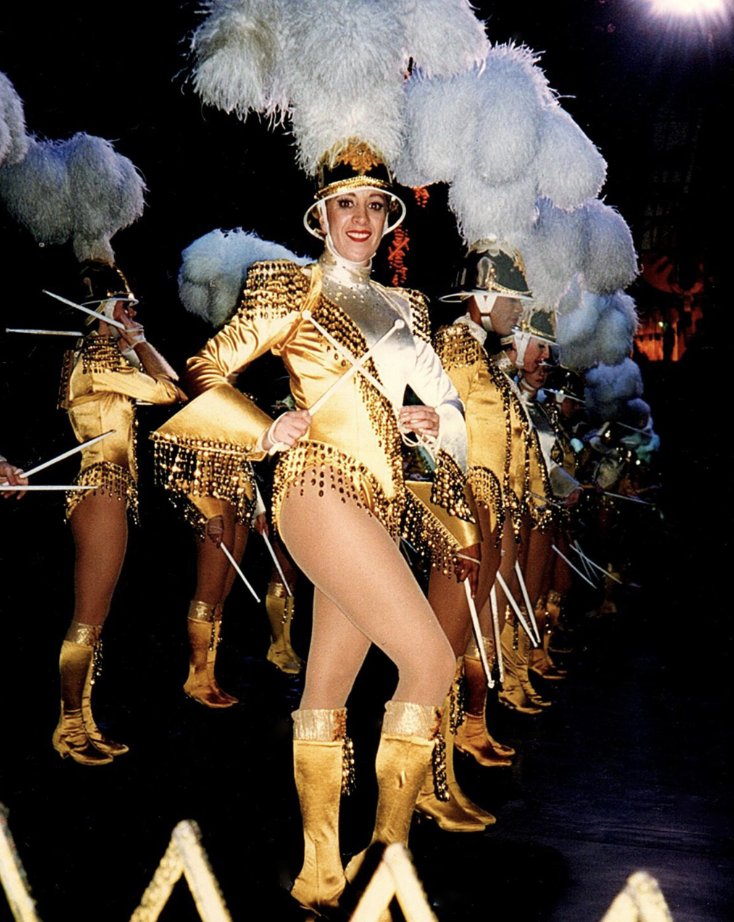 Correspondent Isabel Ortiz sits down for an exclusive interview with the trailblazing Lillian Colón, the first Latina Rockette! 💃✨

Tune in to watch LATiNAS December 10th at 9PM on #CUNYTV and available anytime on YouTube!