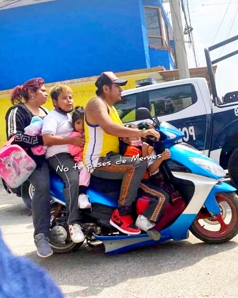 Condón, Casco y Carro son tres cosas que este wey no tiene😏