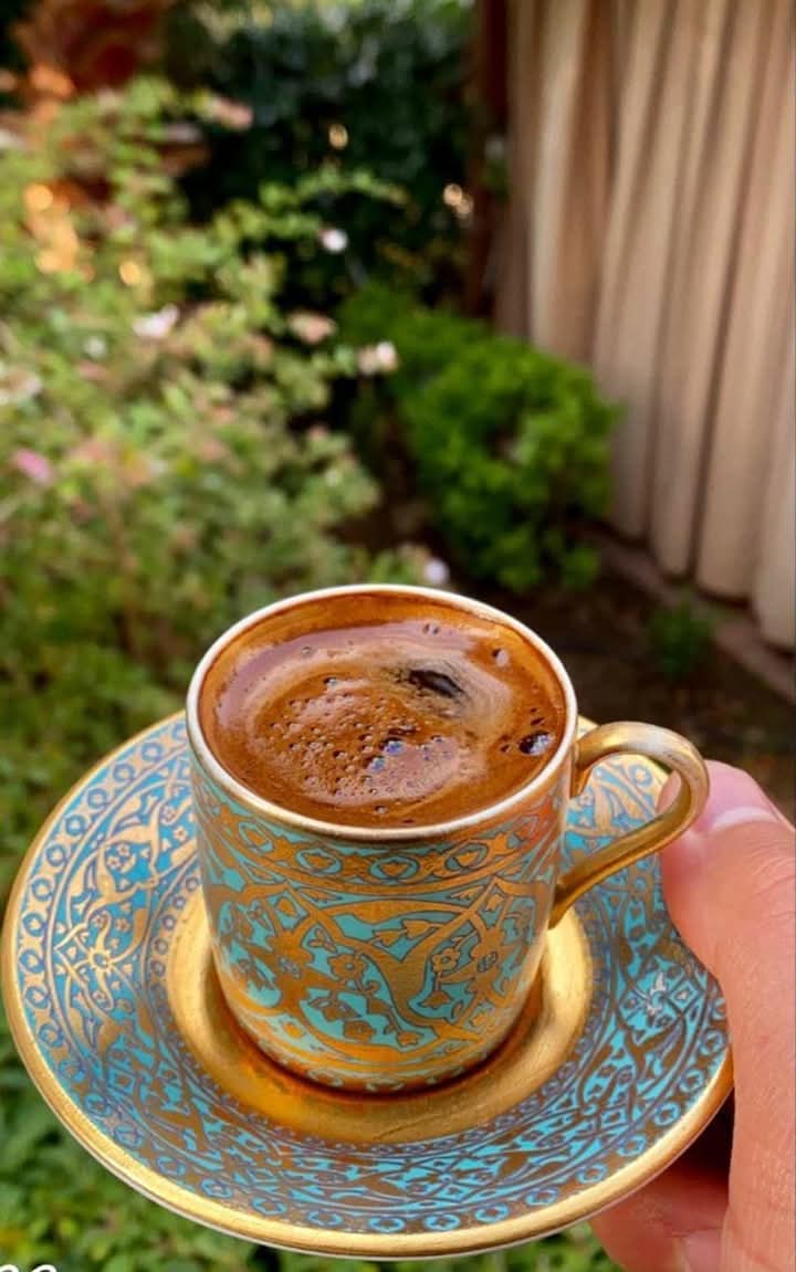 k016t's tweet photo. “Nasılsın?” 
sadece bir soru,
“Nasıl oldun?” 
ise vefâ.

Vefalı dostlara gelsin kahvem💙 https://t.co/oYTpO2whBo