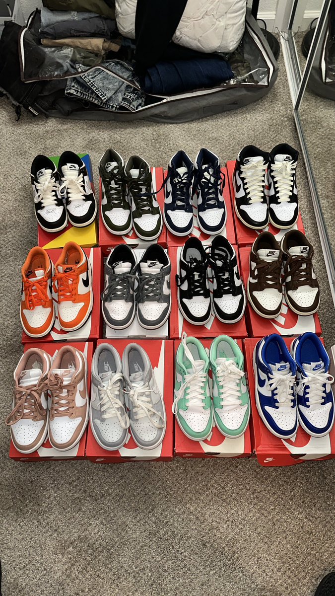 ladieslove_chey's tweet photo. Sizes 5-6 in men’s, ALL FOR SALE! Great condition everything! DM me for more pics! Everything 250$ or less! If needed to be shipped add 15-20$ more! I only ship via FED-EX and only accept Apple Pay or Zelle. Shoes will be shipped Wednesday and Friday this week. https://t.co/ethaupu4eI