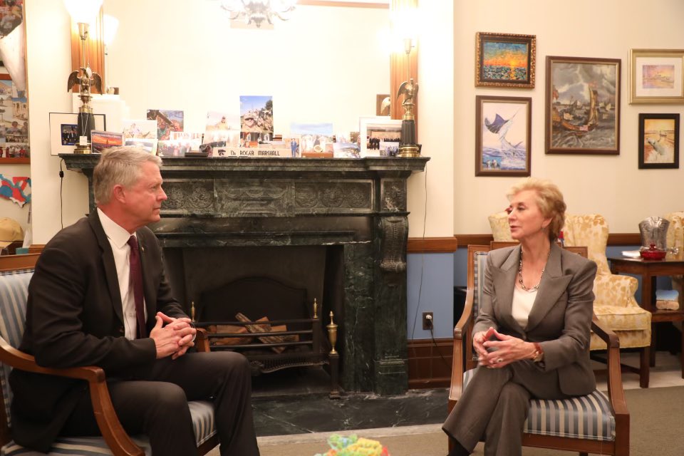 Linda McMahon tweet media