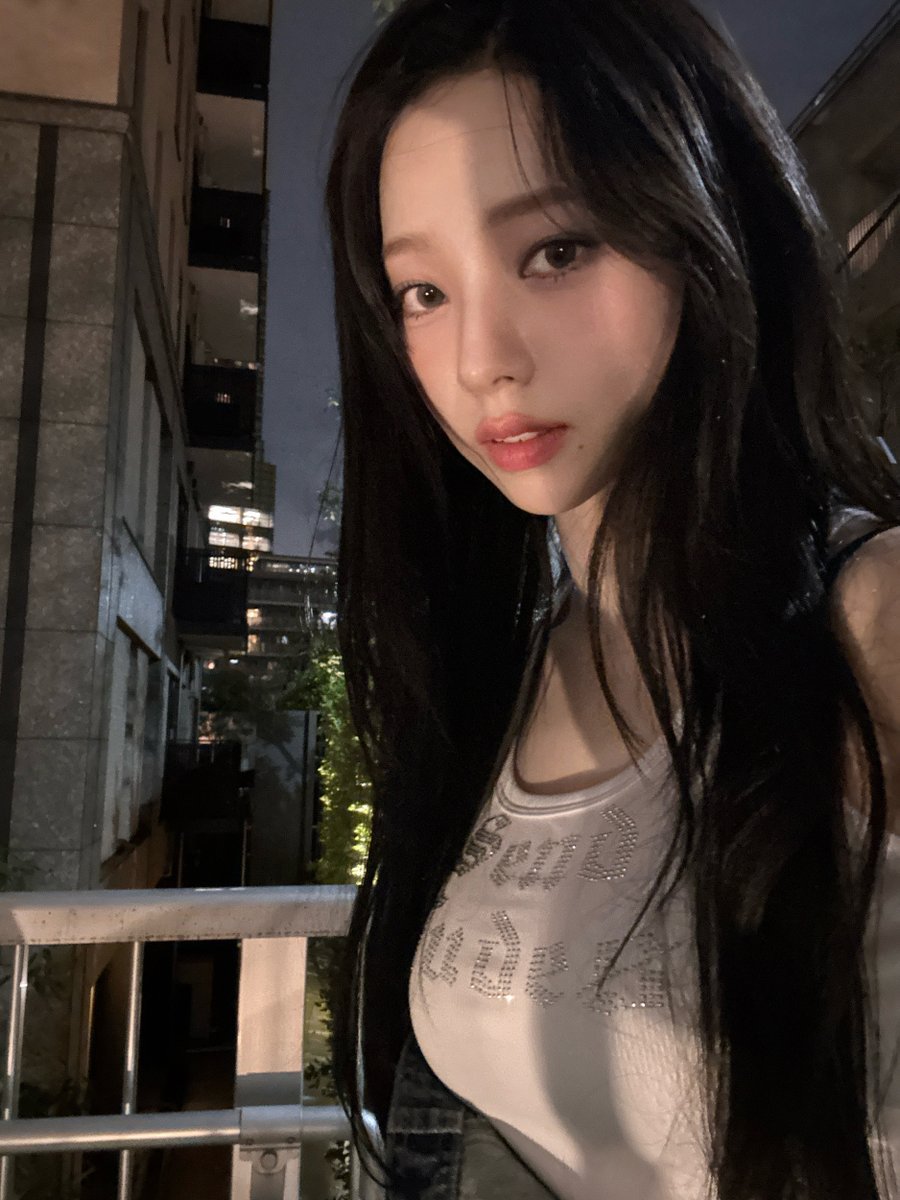 blurry (@blurkpop) on Twitter photo 