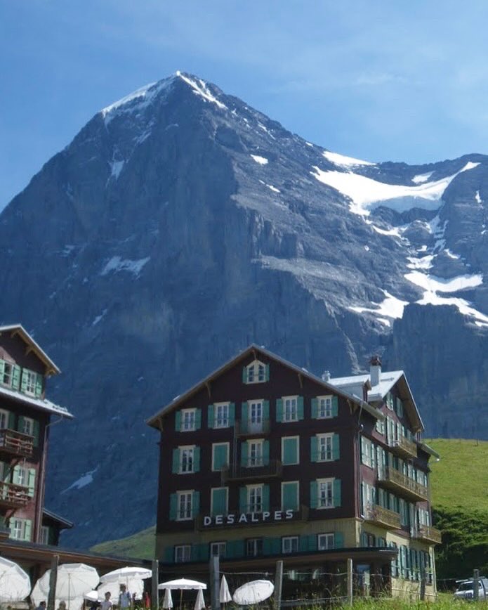 IcicleUK's tweet image. Eiger Summit Day
🏔️🎒❄️⛏️🇨🇭
Climbing the Mittellegi ridge of the Eiger, and completing the full traverse of the mountain by descending the South ridge. Epic exposure and views. Summer 2025 dates out now!

〽️ icicle-mountaineering.ltd.uk/eiger.html

📍 Eiger 3970m

#climbing #eiger #switzerland