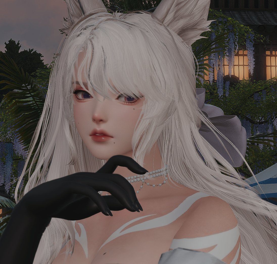 amariyo_'s tweet photo. not a hq gpose but im so glad i have aerin back i missed her sm + trying to do mashups for her again so i can have HER hairstyle ehe https://t.co/hweQTa9qIi