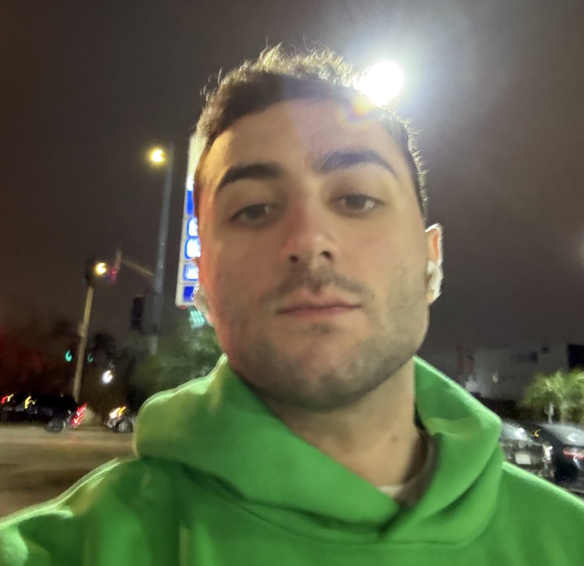 rasmr 🇱🇧 tweet media