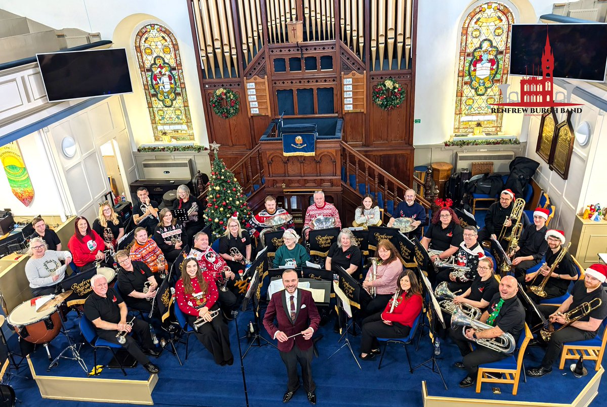 renfrewband's tweet photo. We're starting to feel Christmassy now! 🎺🎄

Thanks to everyone at #Neilston Parish Church for having us, as we returned for our annual Christmas concert. We hope you enjoyed the festive tunes as much as we enjoyed the tasty treats afterwards! 🙏🏼 Merry Christmas! #brassband https://t.co/qC85W4KGk0