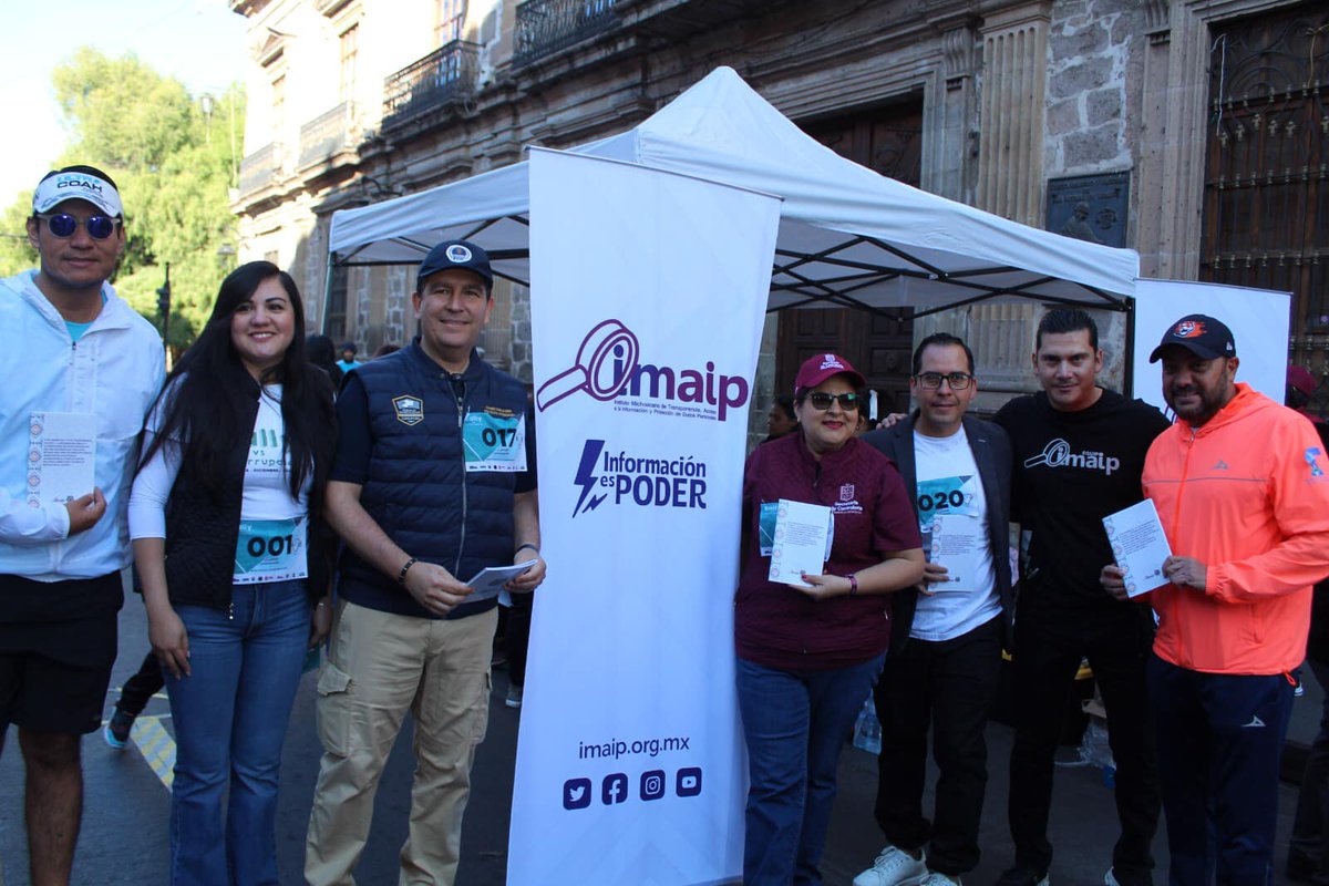 PensionesMich's tweet photo. Participamos en el rally contra la corrupción organizado por el @SESEAMichoacan, como parte del Día Internacional contra la Corrupción que se conmemora el 9 de diciembre.
#SomosAnticorrupción
#TrabajamosParaTuBienestar https://t.co/0R2PqEueGB