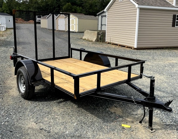 MaxbuiltTN's tweet photo. No matter how you look at it, an #AmericanMade single-axle Max Built #UtilityTrailer can help you get the job done.
Select models now on sale as low as $1,250!
- One 3500 lb. easy-grease axle
- 13" 5-lug tires
- 2" x 8" pressure treated wood deck
#easttennessee #morristowntn https://t.co/LoVXl17N8Z
