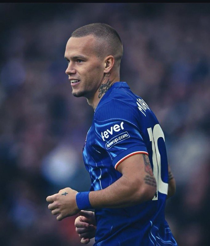 SamCFC_footy's tweet photo. The only project player yet to blow up in the Premier League 

And guess what, the time will arrive soon

Maresca and his coaching department are developing him silently.

He already has his game simplified, and is getting that consistency back. 

We will be there, Mykhailo Misha Mudryk 💙