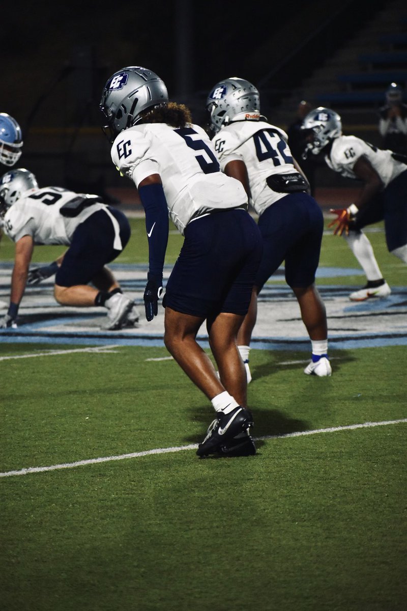 Jadondouglas3's tweet image. 🏁 🏁 

@FBWarriorsECC