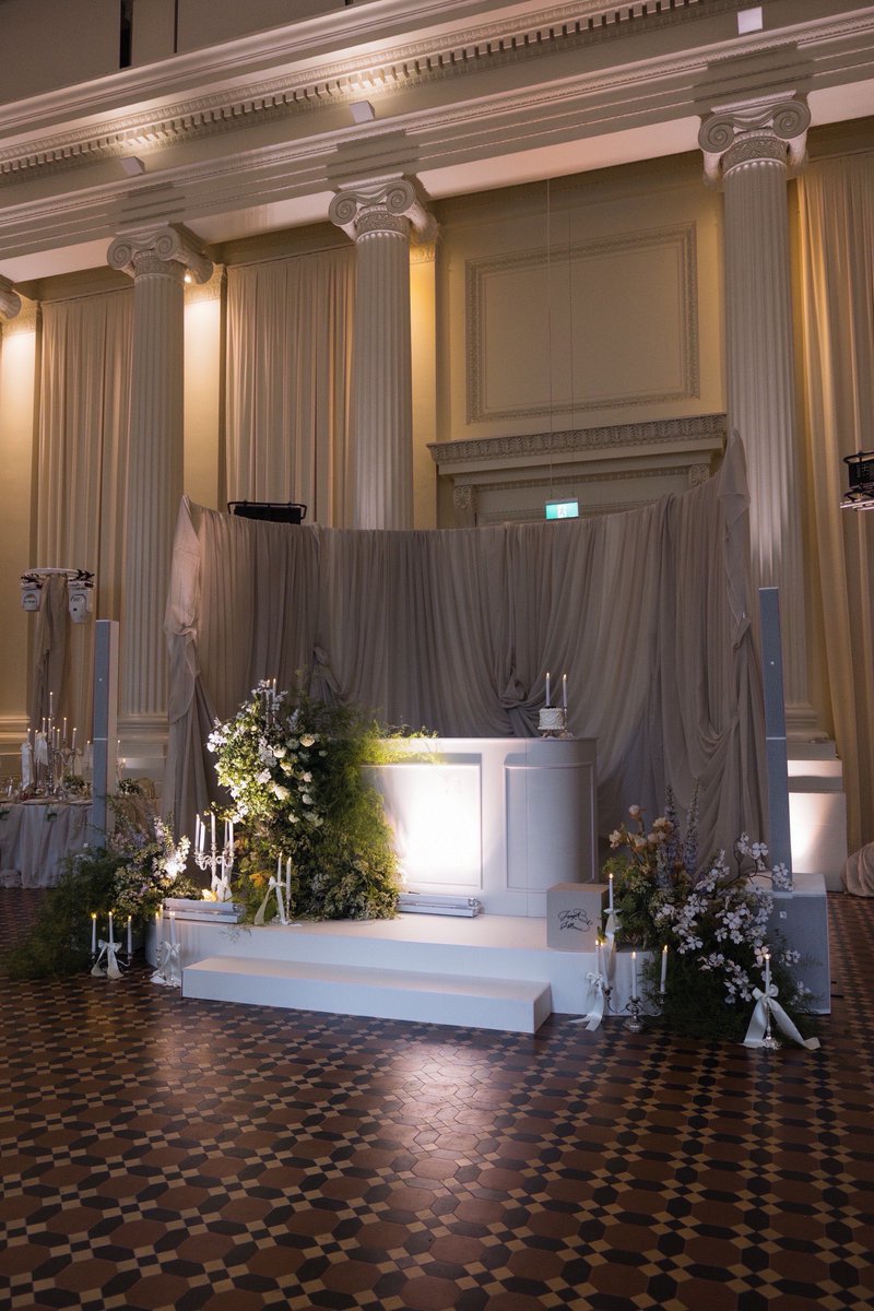 prolightsound's tweet photo. Lights, sound, projection: we're still reminiscing over this gorgeous wedding✨

@styledbyvalentina @_sassafraswedding_ @prolightstyling @theeventbuilder @studiodanielle.photography @immigrationmuseam_melb https://t.co/erLUKkTodl