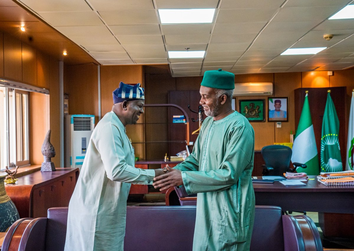terlumun_utsev's tweet photo. I was previlaged to be hosted by my Foreign Affairs counterpart Mr Yusuf Maitama Tuggar in  a close door meeting today  in Abuja. https://t.co/RM3wzcnOp5