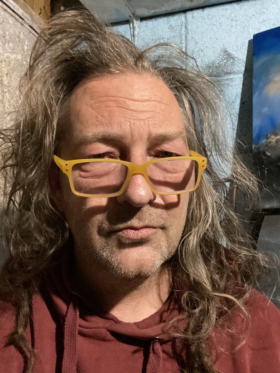 simon_hartles's tweet photo. @GraniteElements Something ceramic, the daughter and the cat’Dave’, cheap 2quid yellow plastic reading glasses after an ofsted week and #gammacore for #clusterheadaches electrocution therapy for a 21st century boy. #mycreativeweek .Roll on 2025 it’s gotta be better 😊🍷🎉💩🎨 https://t.co/iUmDFE4oqs