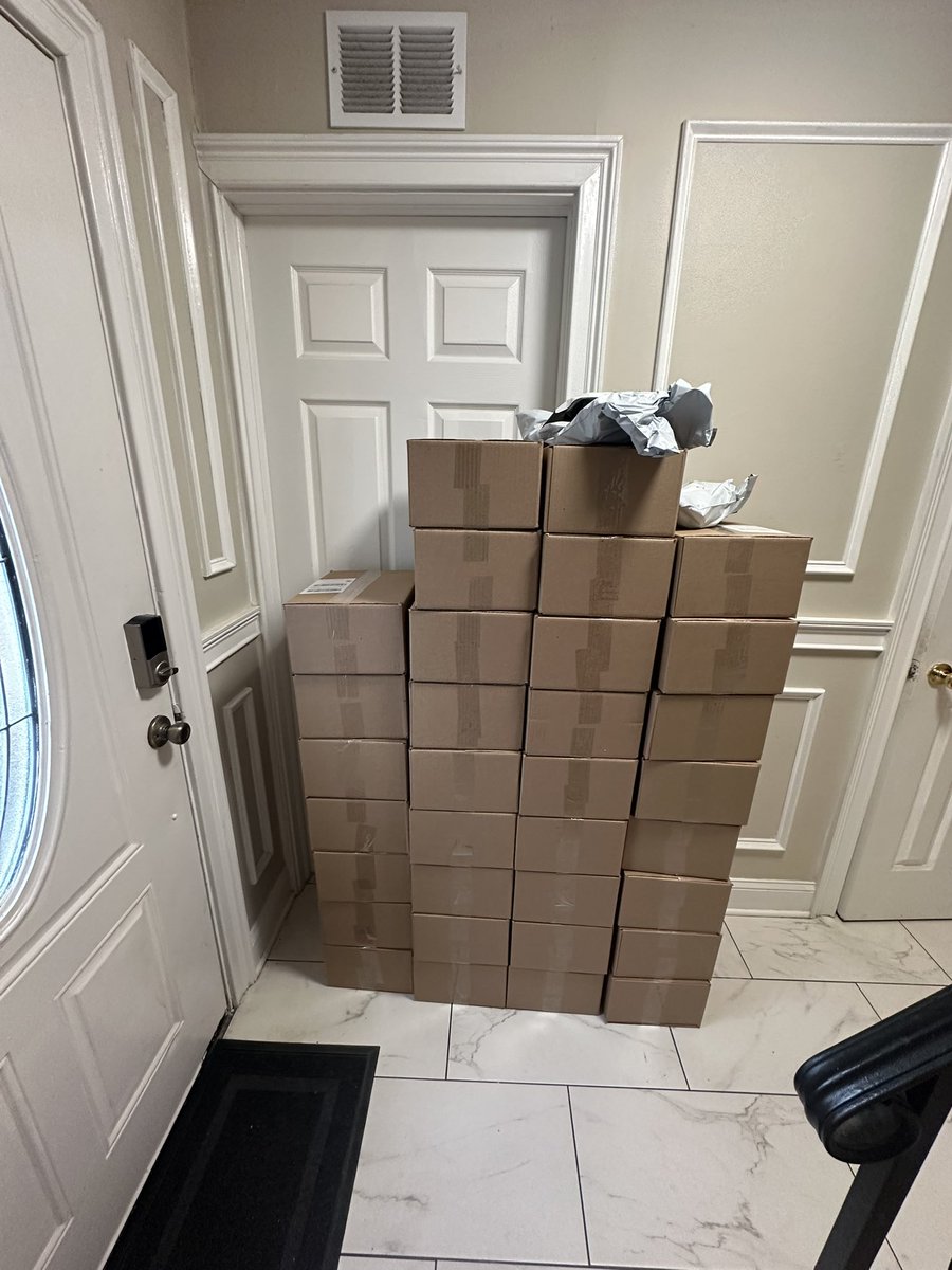 mo_ahmedFBA's tweet image. Next 2 weeks should be game changers @flips4miles let’s get it!! #amazonfba