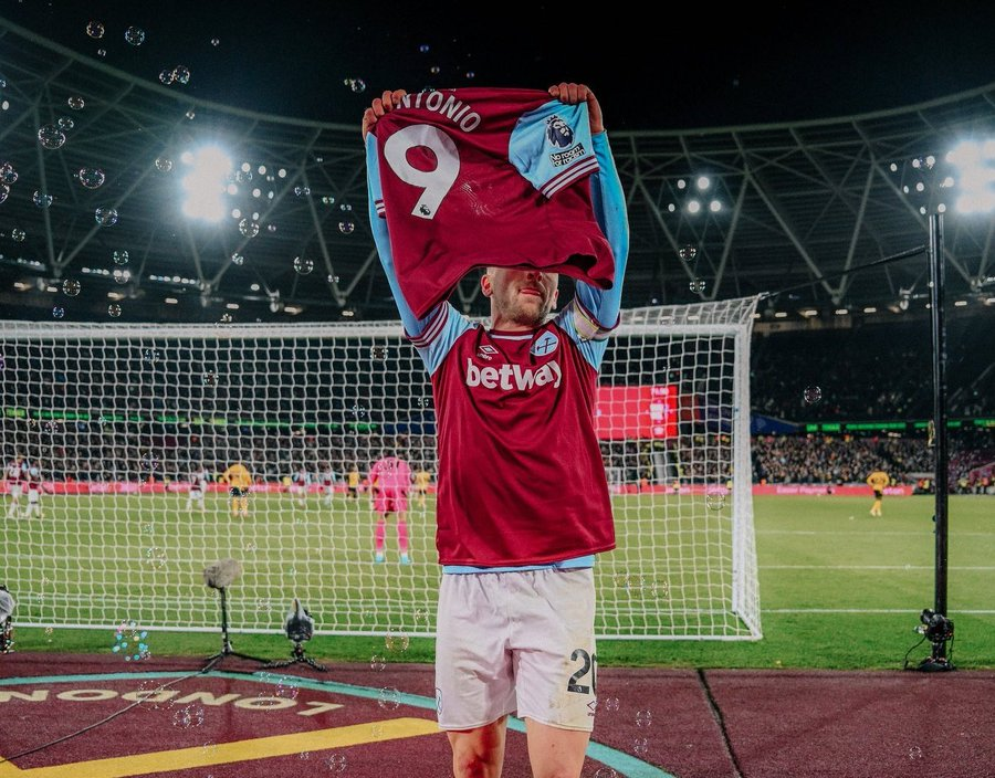 Uber West Ham tweet media