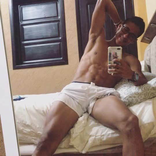 LatinomxHot's tweet photo. Hermoso chacal Activo .... https://t.co/uhSy2OcBkt