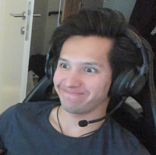 ᶠʳᵃⁿᶜᶦˢ ᵐᶜᵍᶦⁿⁿ tweet media